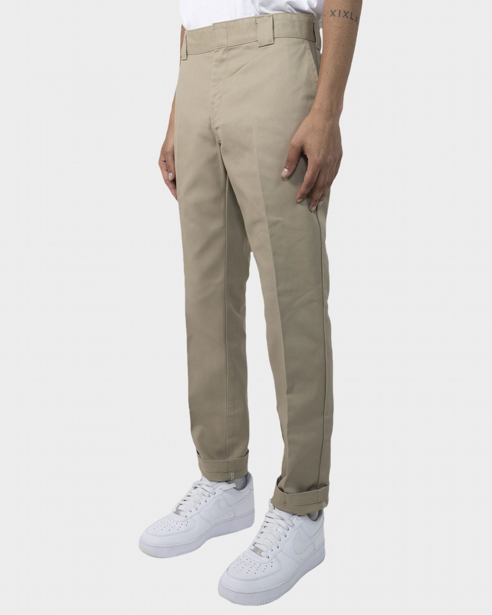 Signature Iron Free Khakis, Classic Fit with Stain Defender® – Dockers®