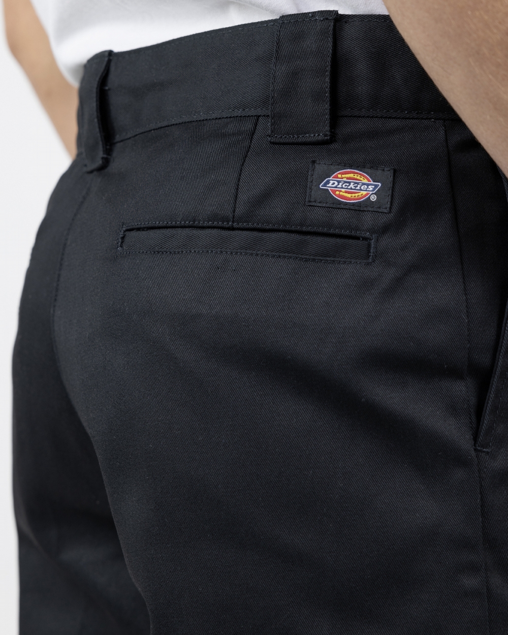 131 Cargo Short BLACK