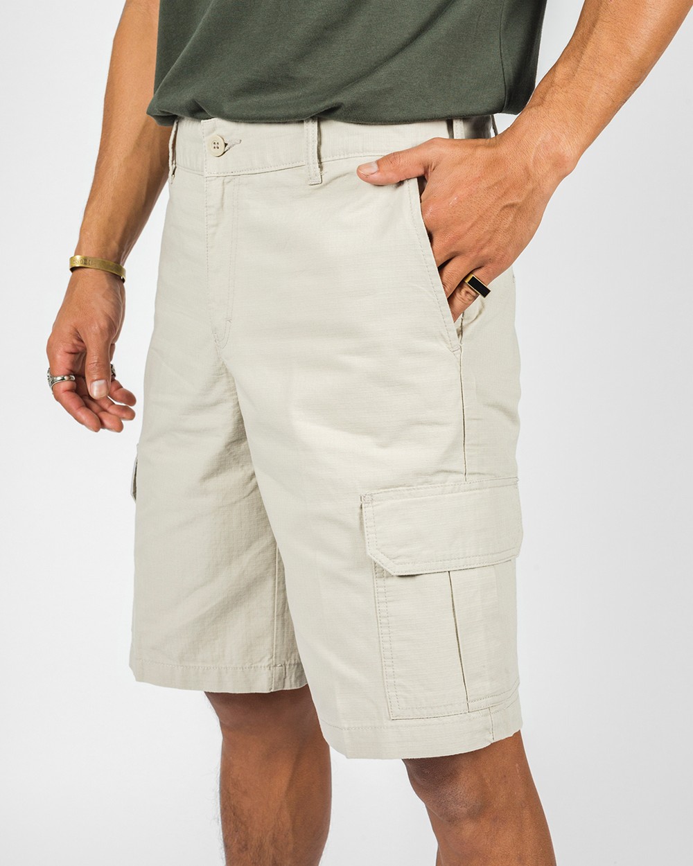 tommy bahama relaxed fit cargo shorts